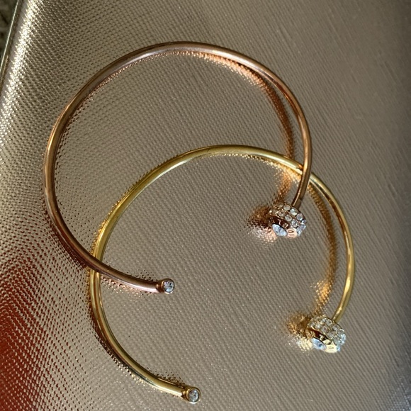 Henri Bendel bracelets. 1 rose gold  1 yellow gold plated. gift from Naples Fl. - Picture 4 of 6
